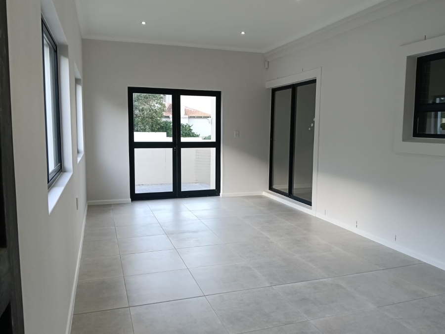 4 Bedroom Property for Sale in Berghof Western Cape